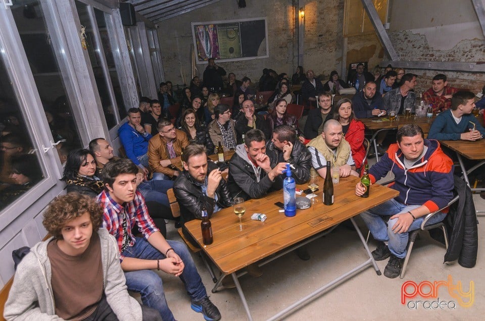 Concert B The First, Bodega