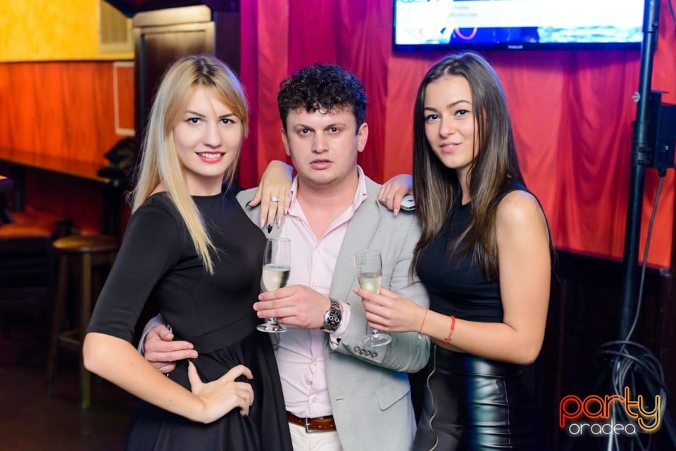 Concert caritabil - Bogdan Vlădău & Band, Downtown Paparazzi