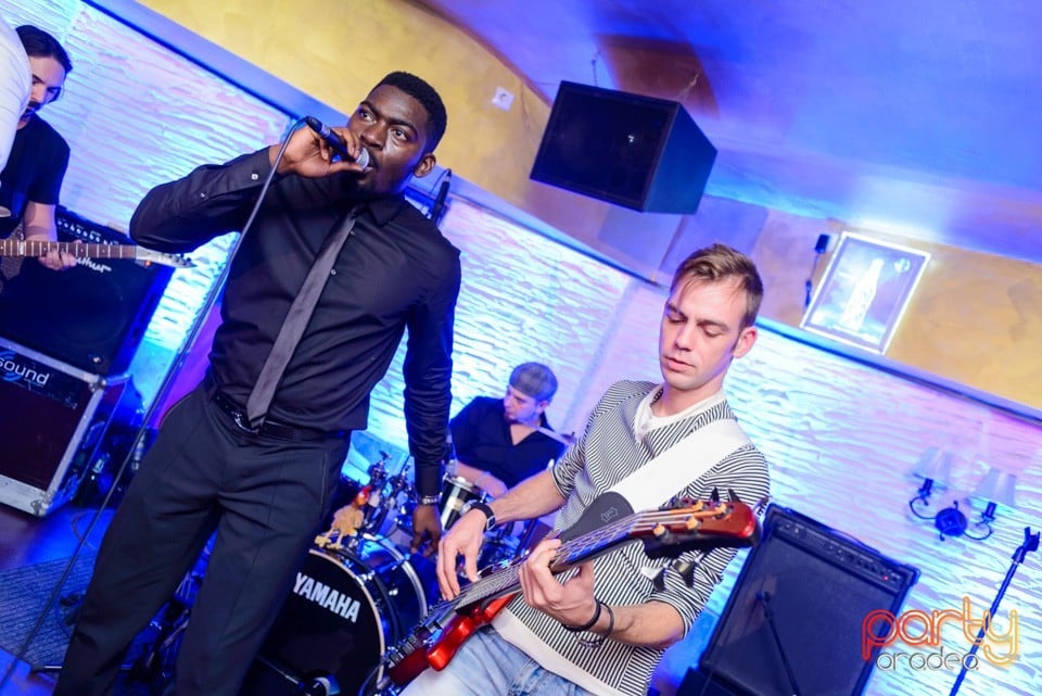 Concert caritabil - Bogdan Vlădău & Band, Downtown Paparazzi