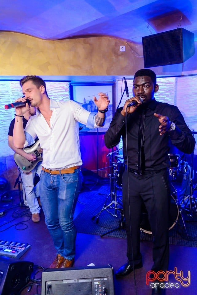Concert caritabil - Bogdan Vlădău & Band, Downtown Paparazzi