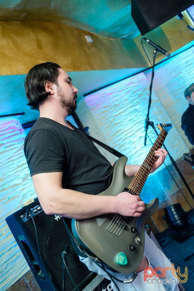 Concert caritabil - Bogdan Vlădău & Band, Downtown Paparazzi