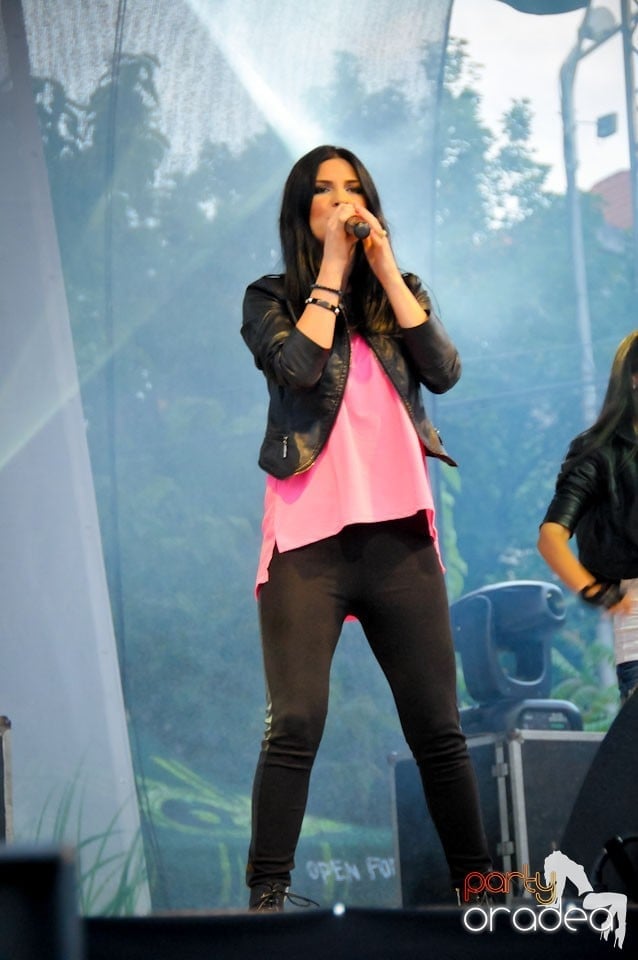 Concert Ellie White,