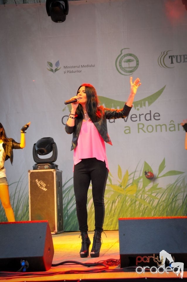 Concert Ellie White,