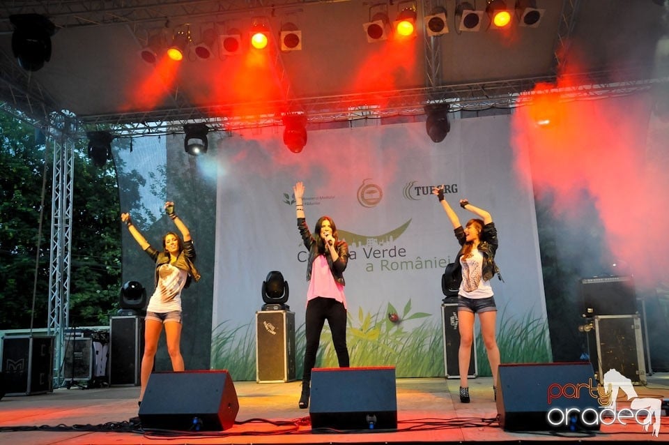 Concert Ellie White,