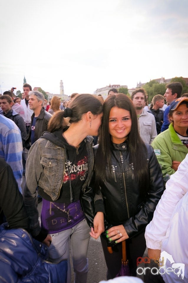Concert Ellie White,