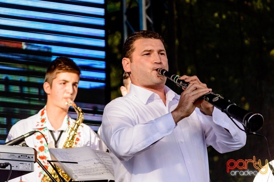 Concert Florile Bihorului, Oradea