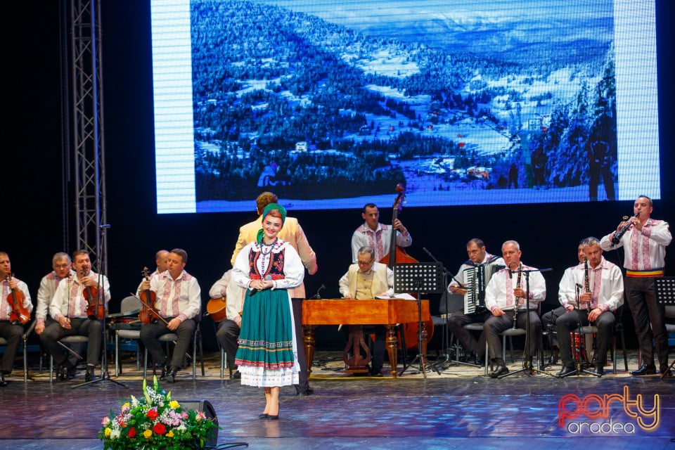 Concert Folcloric, Teatrul Regina Maria