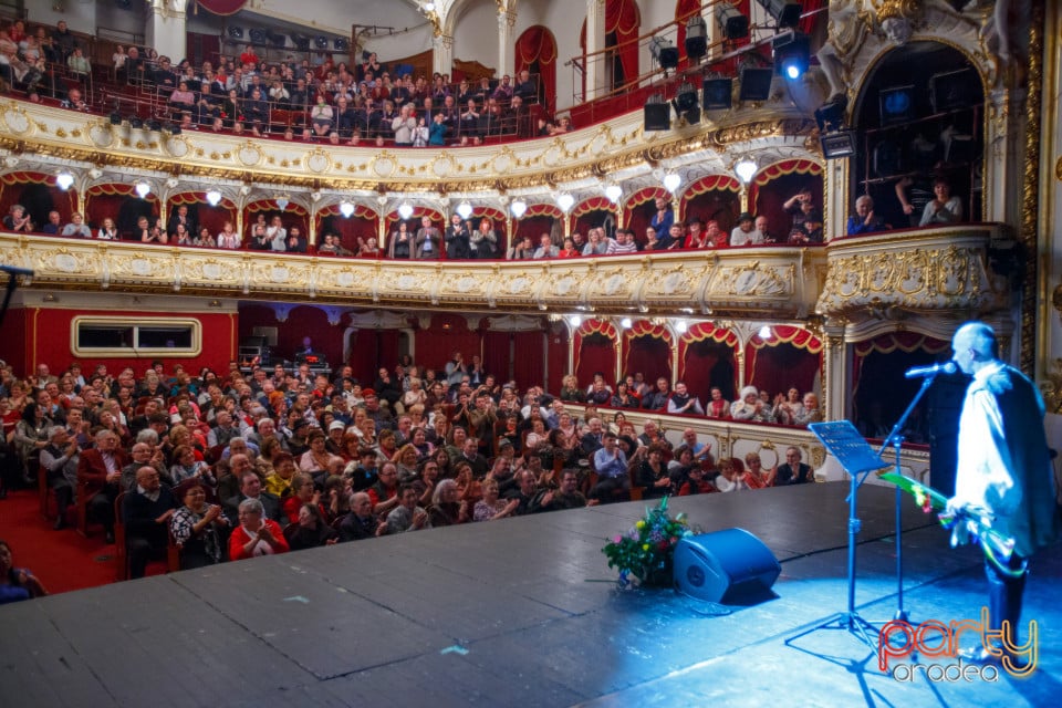 Concert Folcloric, Teatrul Regina Maria