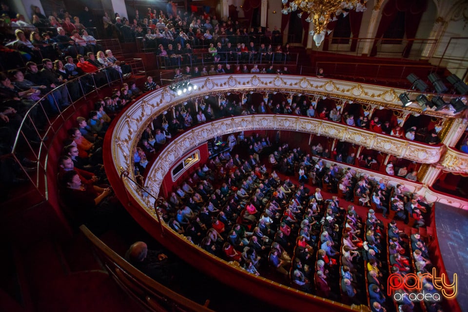 Concert Folcloric, Teatrul Regina Maria