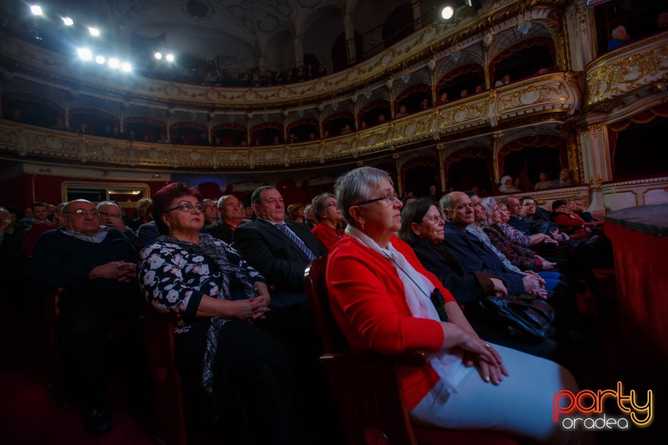 Concert Folcloric, Teatrul Regina Maria