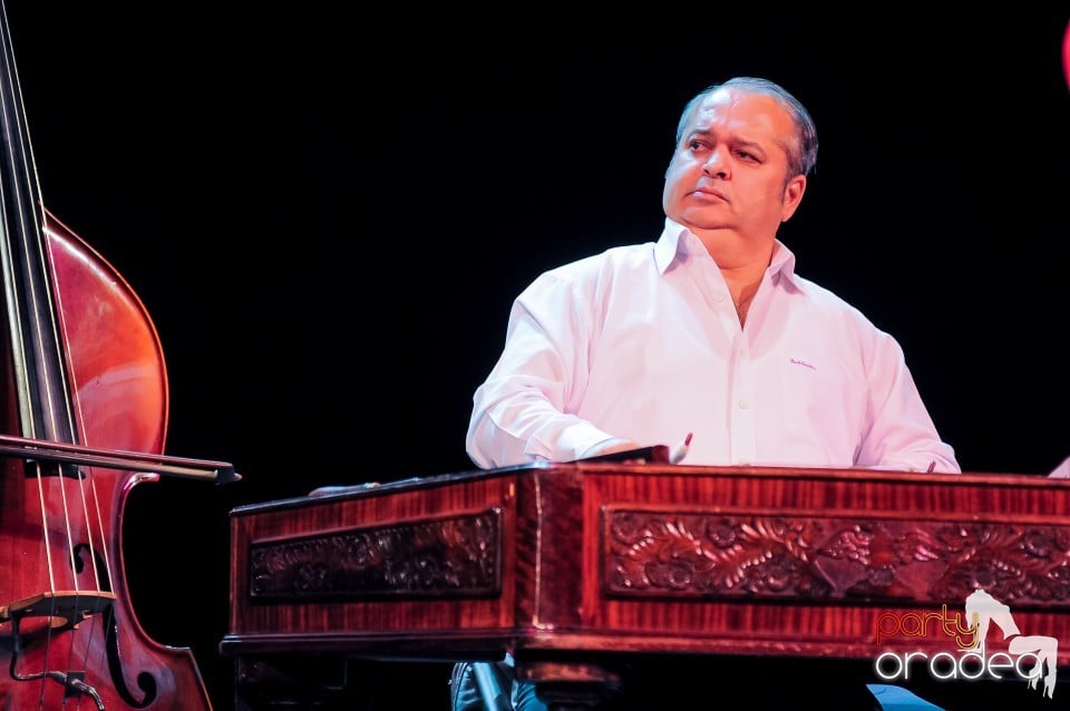 Concert Gheorghe Zamfir, Teatrul Regina Maria