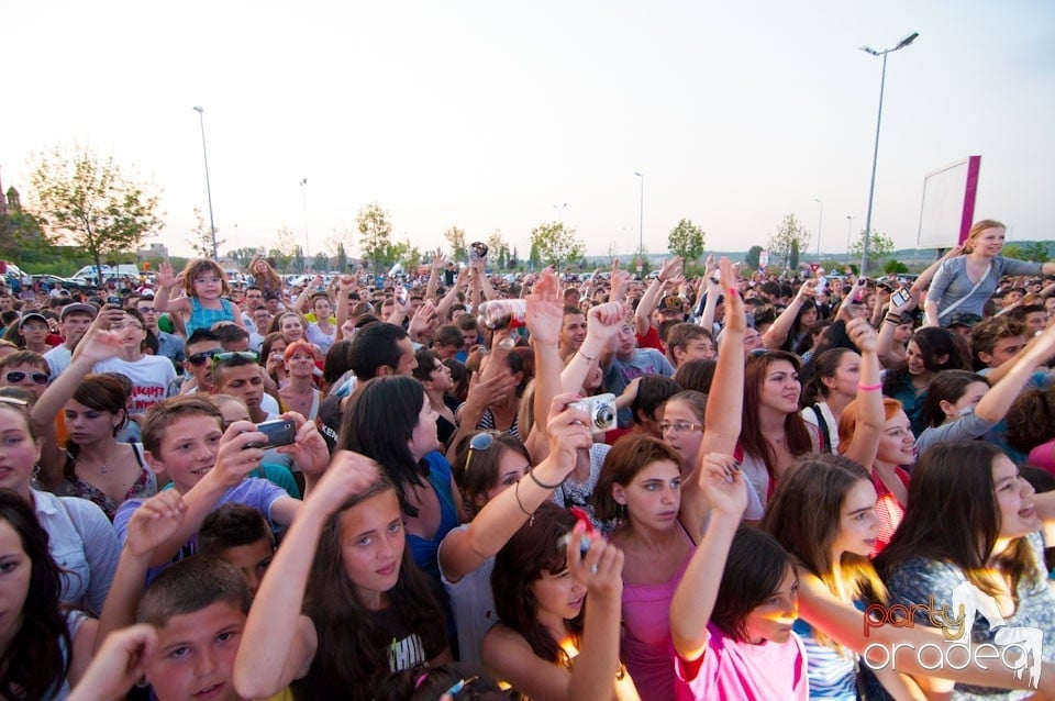 Concert Guess Who în Lotus Center, Lotus Center