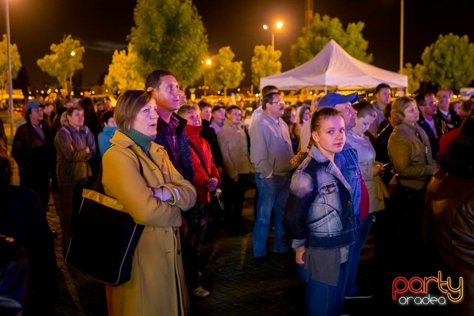 Concert Kormorán, Lotus Center