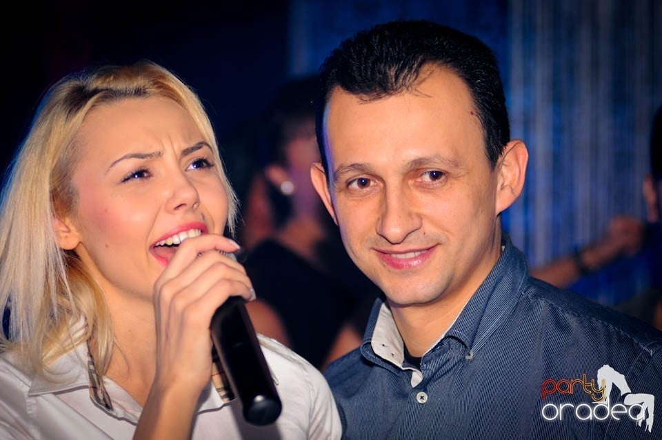 Concert Live cu Denisa în Club Life,