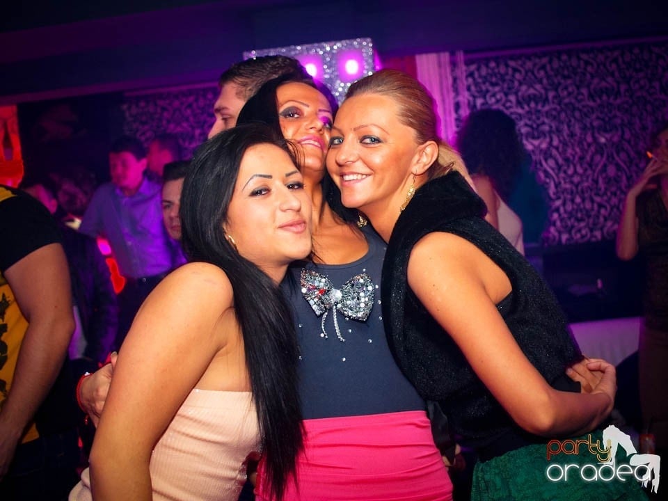 Concert Live cu Denisa în Club Life,