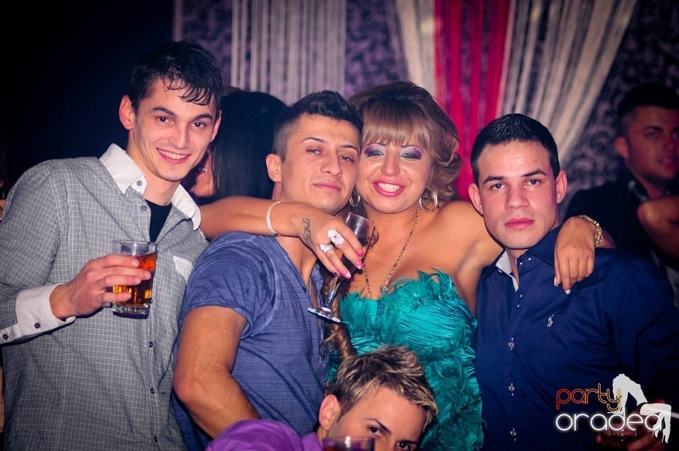 Concert Live cu Denisa în Club Life,