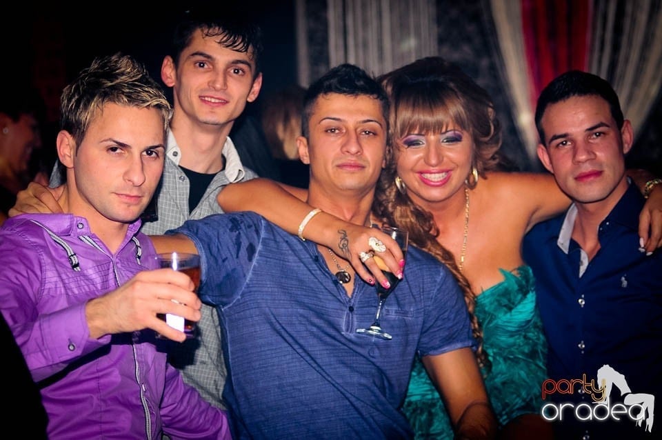 Concert Live cu Denisa în Club Life,