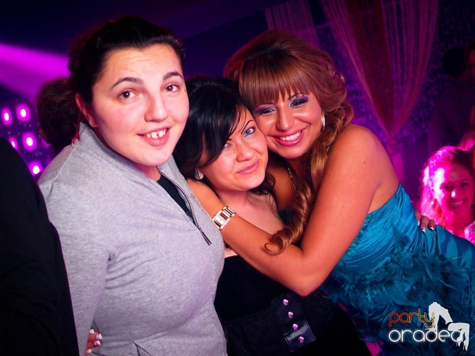 Concert Live cu Denisa în Club Life,