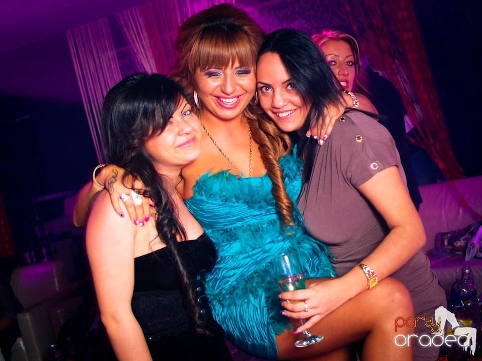 Concert Live cu Denisa în Club Life,