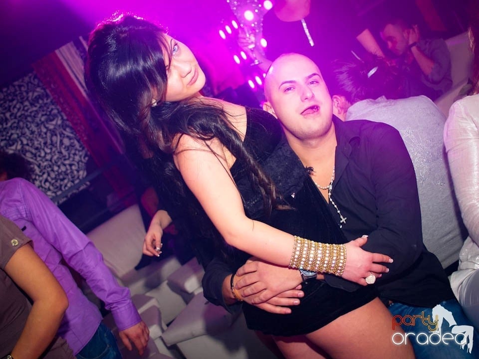 Concert Live cu Denisa în Club Life,