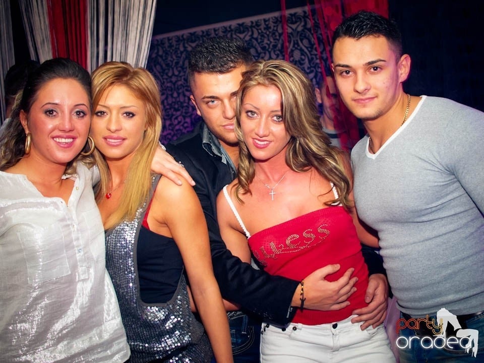 Concert Live cu Denisa în Club Life,