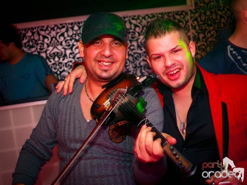 Concert Live cu Denisa în Club Life,