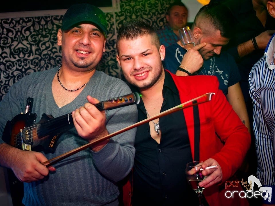 Concert Live cu Denisa în Club Life,