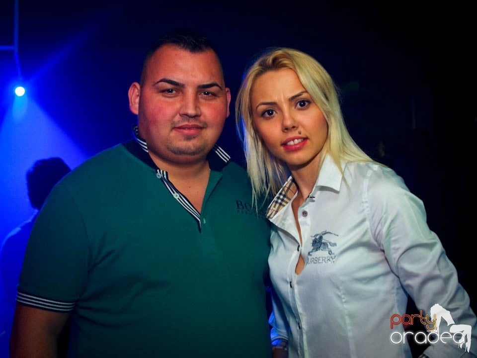 Concert Live cu Denisa în Club Life,