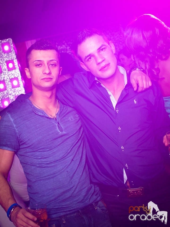 Concert Live cu Denisa în Club Life,