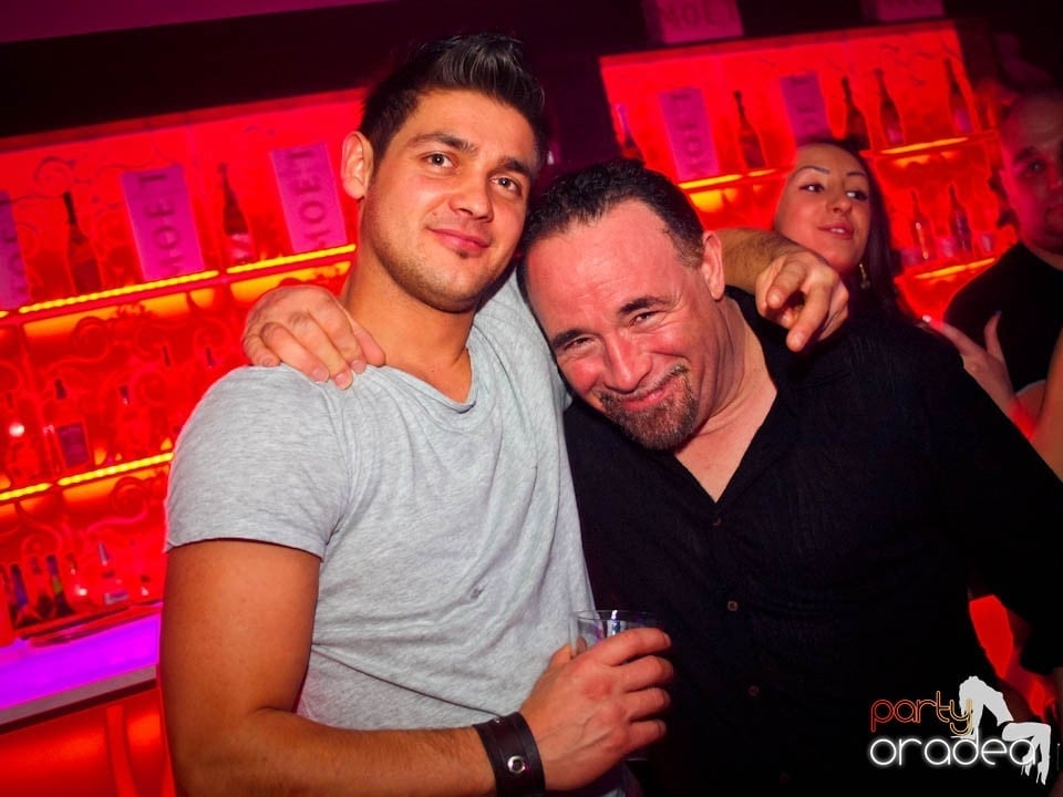 Concert Live cu Denisa în Club Life,