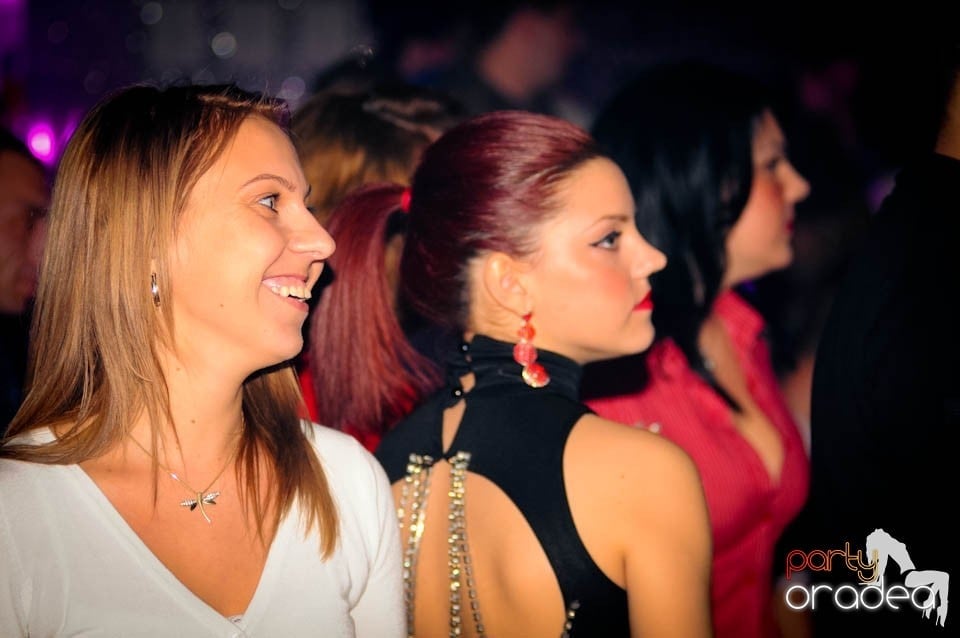 Concert Live cu Denisa în Club Life,