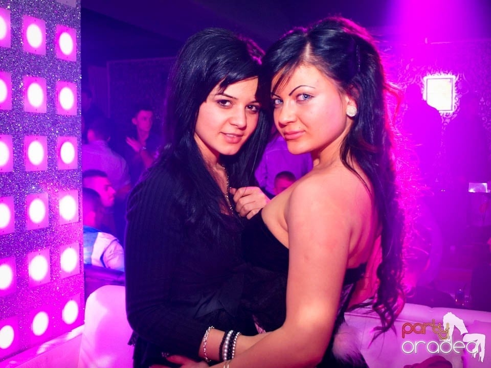 Concert Live cu Denisa în Club Life,