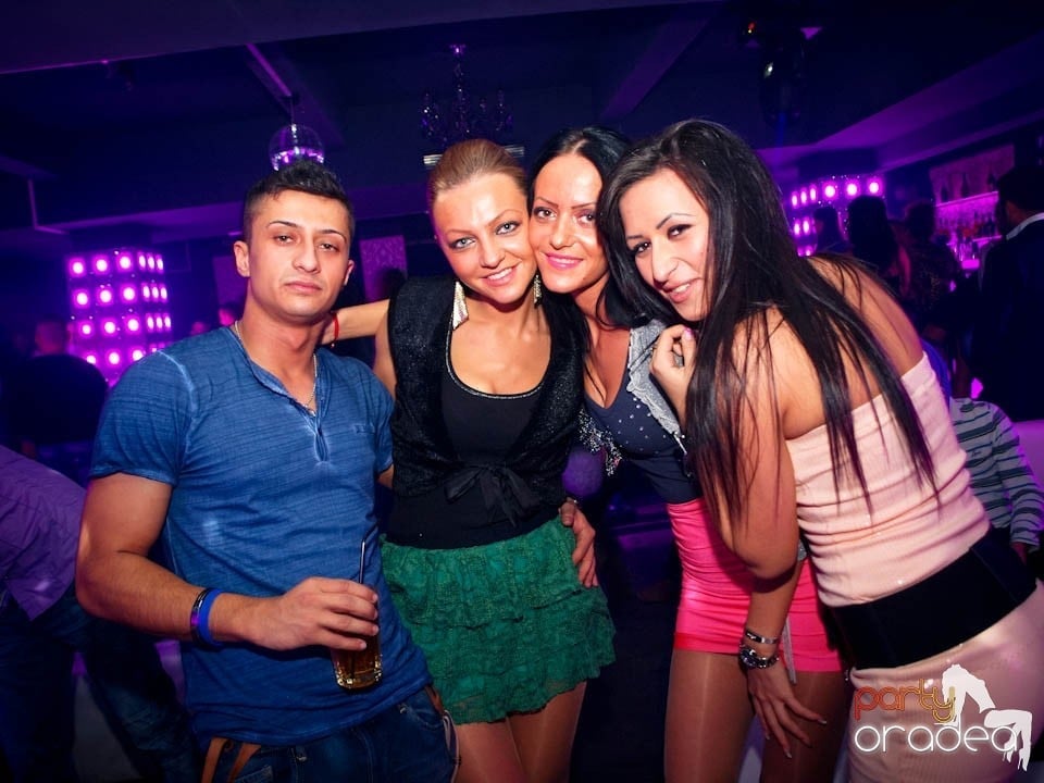 Concert Live cu Denisa în Club Life,
