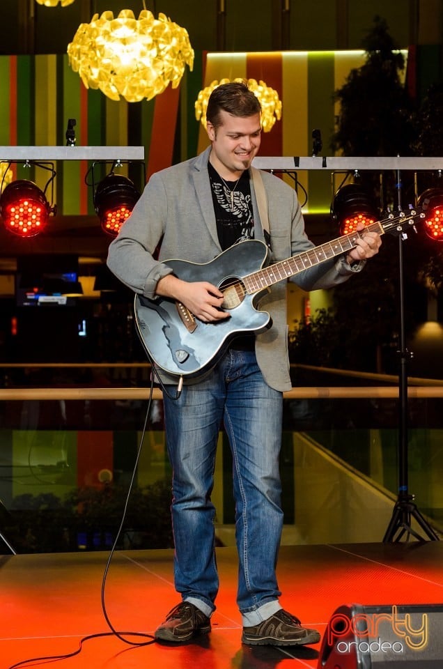 Concert Live: Mihai Lipai, Lotus Center