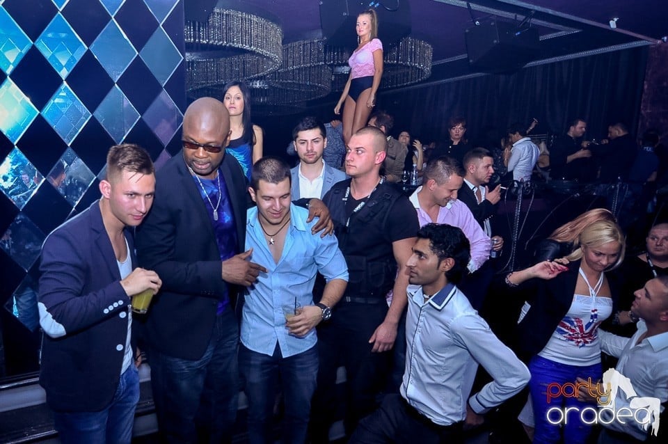 Concert Low Deep T @ The One,