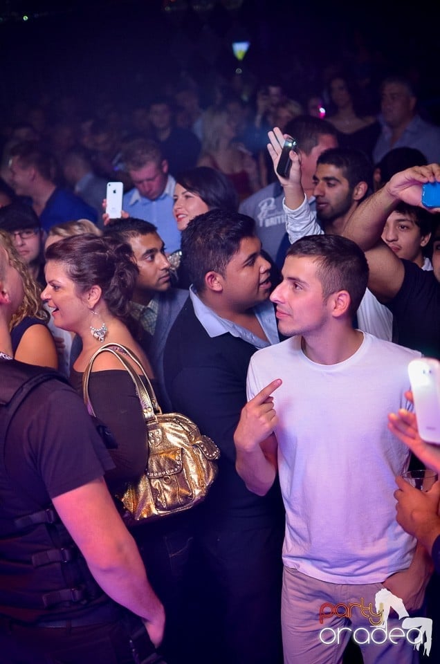 Concert Low Deep T @ The One,