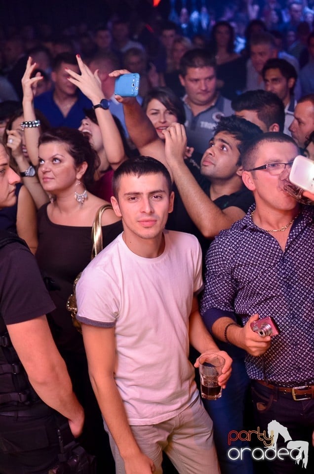 Concert Low Deep T @ The One,