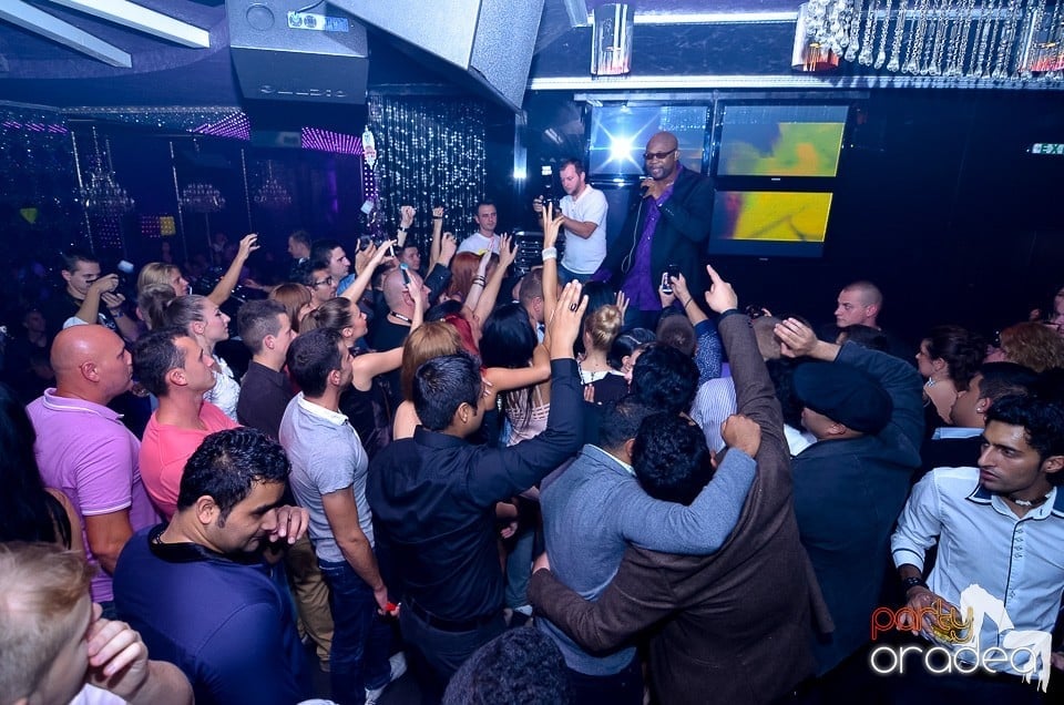 Concert Low Deep T @ The One,