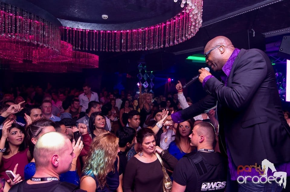 Concert Low Deep T @ The One,