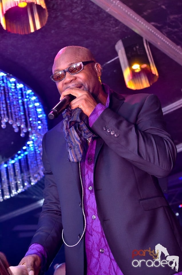 Concert Low Deep T @ The One,