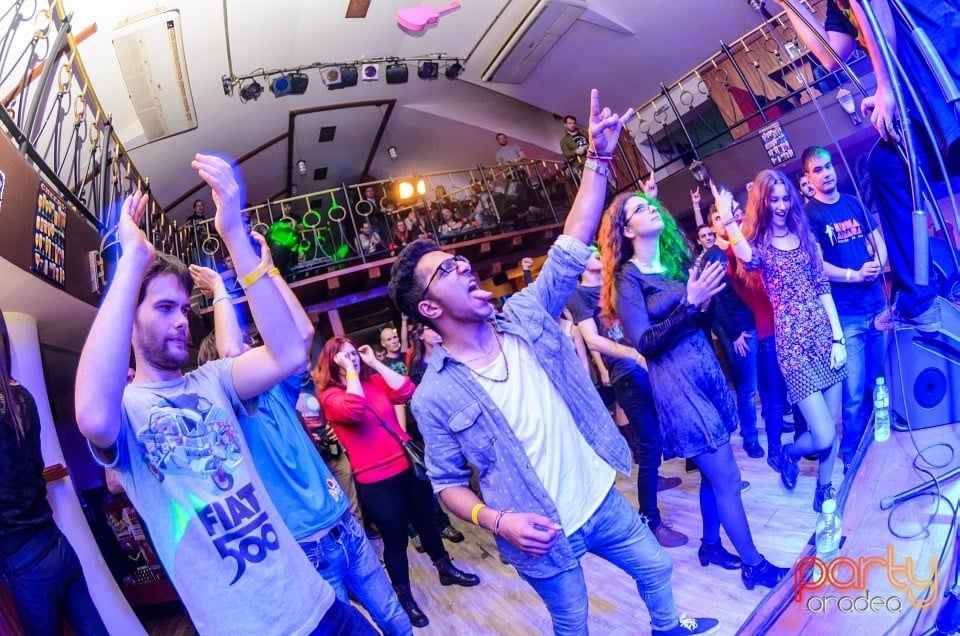 Concert Luna Amară, 