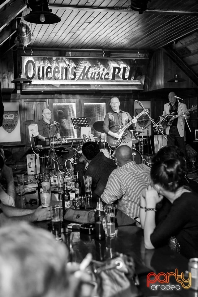 Concert Marius Dobra Band, Queen's Music Pub