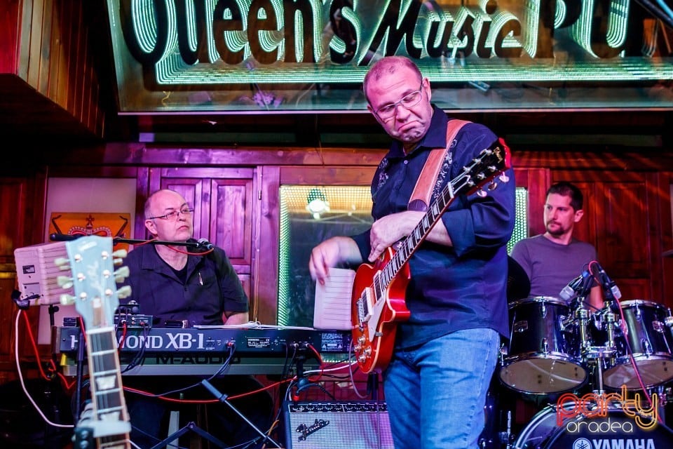 Concert Marius Dobra Band, Queen's Music Pub