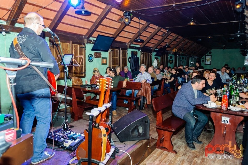 Concert Marius Dobra Band, Queen's Music Pub