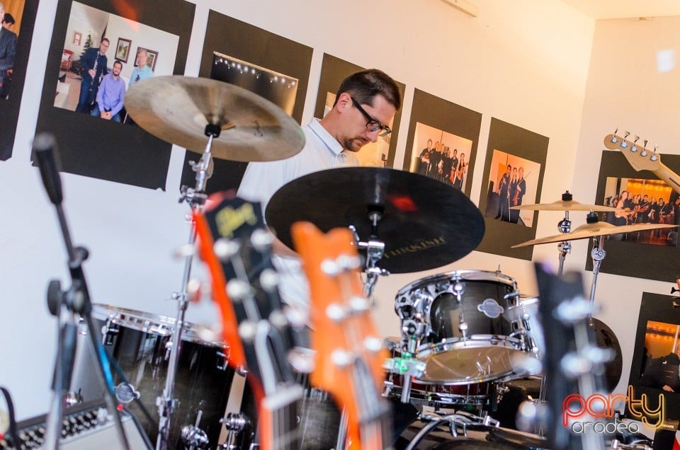 Concert Marius Dobra Band, Kosher wine coffee and jazz