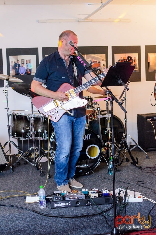 Concert Marius Dobra Band, Kosher wine coffee and jazz