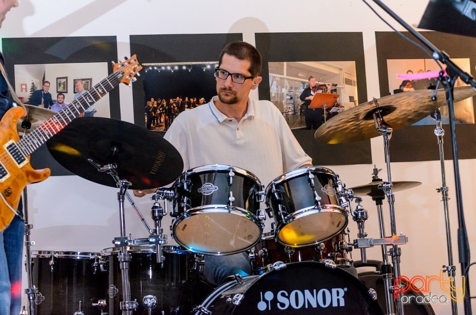 Concert Marius Dobra Band, Kosher wine coffee and jazz