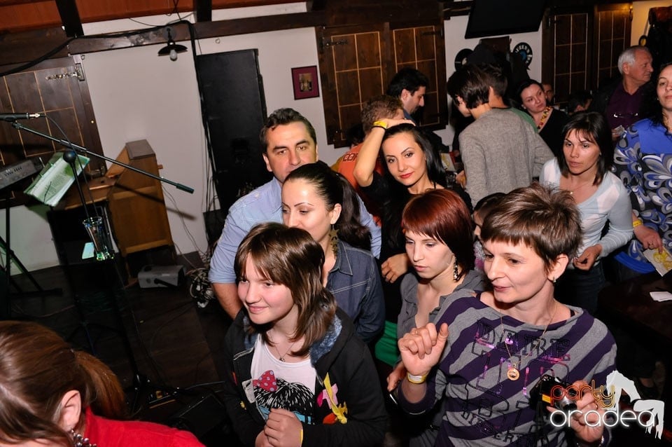 Concert Pavel Stratan în Queen's, Queen's Music Pub