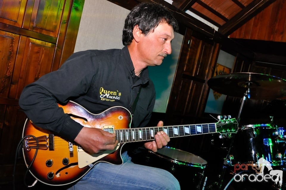 Concert Pavel Stratan în Queen's, Queen's Music Pub