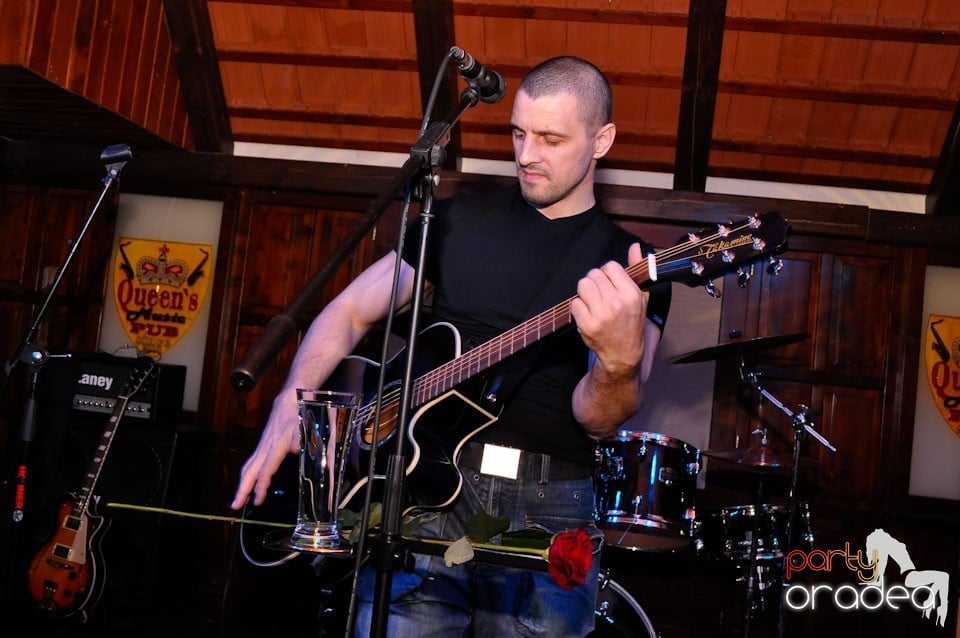 Concert Pavel Stratan în Queen's, Queen's Music Pub